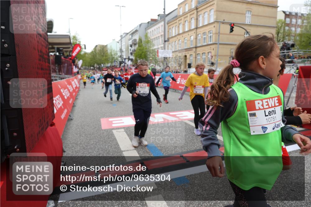 25.04.2026 - Das Zehntel Strokosch-Dieckow http://msf.ph/oto/9635304 25.04.2026 12:57:37 Ziel 10310, 10497, 10501, 10535, 10630, 10780, 10781, 11058, 11561, 11757, 11846, 12013, 12113, 12367, 12435, 12525, 12675, 13033 meine-sportfotos.de