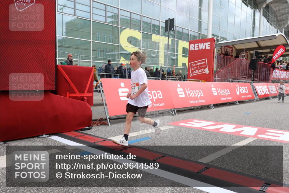 25.04.2026 - Das Zehntel Strokosch-Dieckow http://msf.ph/oto/9644589 25.04.2026 13:04:15 Ziel 10231, 11065, 11406, 12337, 12366, 12378, 12567 meine-sportfotos.de