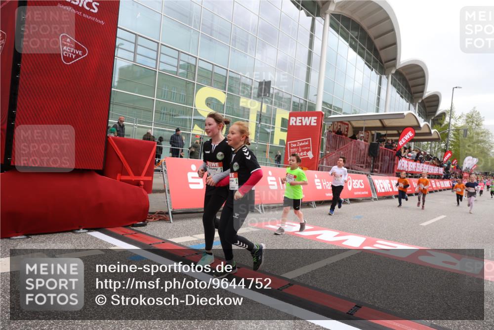 25.04.2026 - Das Zehntel Strokosch-Dieckow http://msf.ph/oto/9644752 25.04.2026 13:04:09 Ziel 10140, 10147, 10168, 10401, 10612, 10613, 10791, 11065, 11180, 11303, 11420, 11605, 12567, 12573, 12584, 12585 meine-sportfotos.de