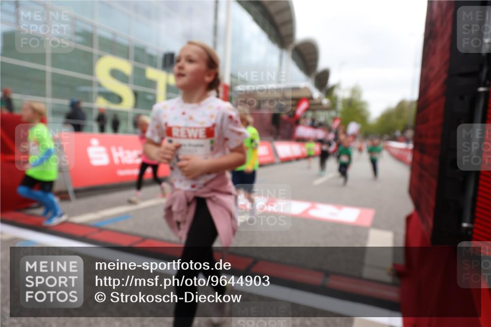 25.04.2026 - Das Zehntel Strokosch-Dieckow http://msf.ph/oto/9644903 25.04.2026 13:04:05 Ziel 10168, 10401, 10613, 10751, 10767, 10791, 11180, 11196, 11303, 11383, 11420, 11605, 11620, 11689, 12059, 12071, 12073, 12359, 12374, 12548, 12573, 12584, 12585, 12636, 12898 meine-sportfotos.de