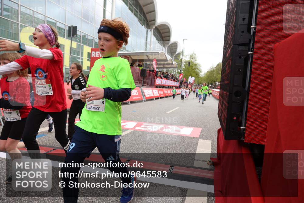 25.04.2026 - Das Zehntel Strokosch-Dieckow http://msf.ph/oto/9645583 25.04.2026 13:03:36 Ziel 10138, 10145, 10206, 10325, 10435, 10934, 10958, 10968, 10969, 11042, 11192, 11220, 12119, 12132, 12151, 12521, 12659, 12792, 12855 meine-sportfotos.de