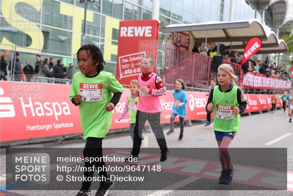 25.04.2026 - Das Zehntel Strokosch-Dieckow http://msf.ph/oto/9647148 25.04.2026 13:02:19 Ziel 10127, 10442, 10676, 10686, 10700, 10747, 10763, 10810, 10818, 11155, 11223, 11237, 11517, 11631, 12078, 12096, 12121, 12361, 12377, 12491, 12604, 12660, 12698, 12879, 12934 meine-sportfotos.de