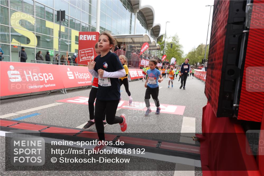 25.04.2026 - Das Zehntel Strokosch-Dieckow http://msf.ph/oto/9648192 25.04.2026 13:01:36 Ziel 10242, 10434, 10441, 10507, 10525, 10526, 10563, 10599, 10919, 10929, 11263, 11515, 11619, 12247, 12335, 12986 meine-sportfotos.de