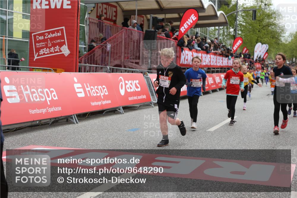 25.04.2026 - Das Zehntel Strokosch-Dieckow http://msf.ph/oto/9648290 25.04.2026 13:01:33 Ziel 10086, 10242, 10415, 10434, 10491, 10492, 10507, 10525, 10526, 10563, 10599, 10606, 10611, 10919, 10929, 11263, 11515, 11619, 11885, 12247, 12767, 12769, 12986 meine-sportfotos.de