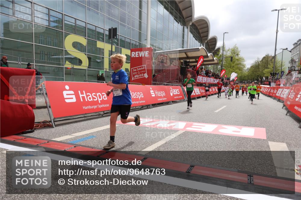 25.04.2026 - Das Zehntel Strokosch-Dieckow http://msf.ph/oto/9648763 25.04.2026 13:05:01 Ziel 10445, 10650, 10658, 10903, 10904, 10922, 10962, 11276, 11582, 12245 meine-sportfotos.de