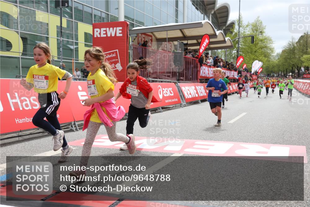 25.04.2026 - Das Zehntel Strokosch-Dieckow http://msf.ph/oto/9648788 25.04.2026 13:04:59 Ziel 10340, 10445, 10658, 10903, 10904, 10922, 10962, 10963, 11276, 11582, 12172, 12245 meine-sportfotos.de