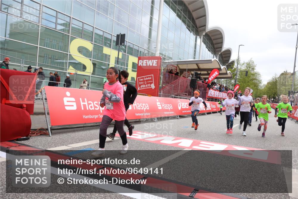 25.04.2026 - Das Zehntel Strokosch-Dieckow http://msf.ph/oto/9649141 25.04.2026 13:04:38 Ziel 10078, 10292, 10305, 10892, 11061, 11064, 11146, 11378, 11380, 12387, 12514, 12588, 12638, 12890 meine-sportfotos.de
