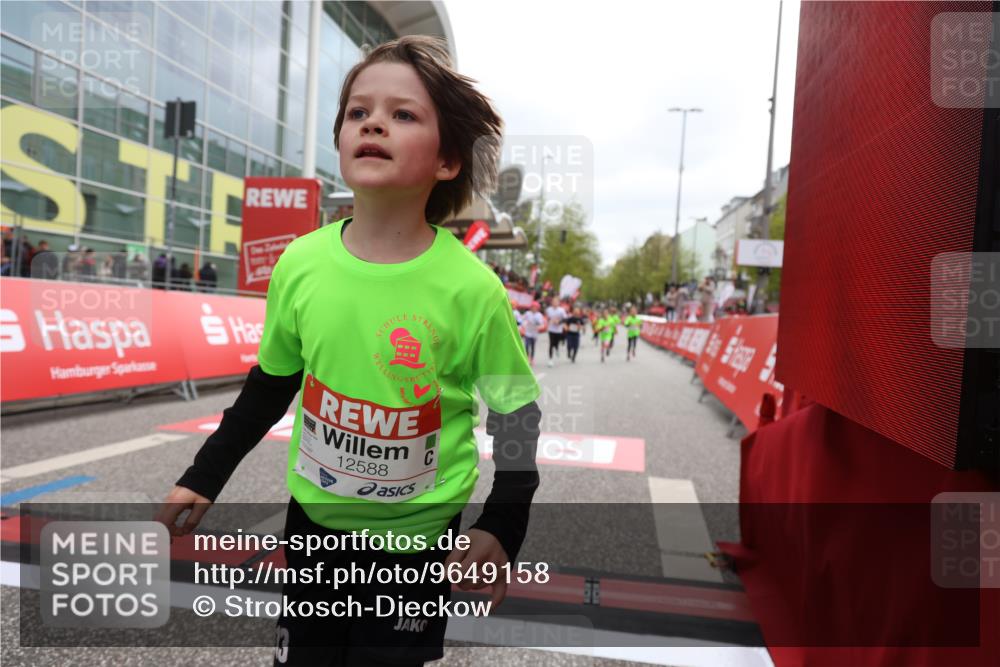 25.04.2026 - Das Zehntel Strokosch-Dieckow http://msf.ph/oto/9649158 25.04.2026 13:04:36 Ziel 10078, 10292, 10305, 10892, 10972, 11146, 11378, 11380, 12514, 12588, 12603, 12638, 12650, 12890 meine-sportfotos.de