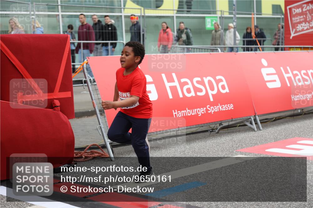 25.04.2026 - Das Zehntel Strokosch-Dieckow http://msf.ph/oto/9650161 25.04.2026 13:14:58 Ziel 10899 meine-sportfotos.de