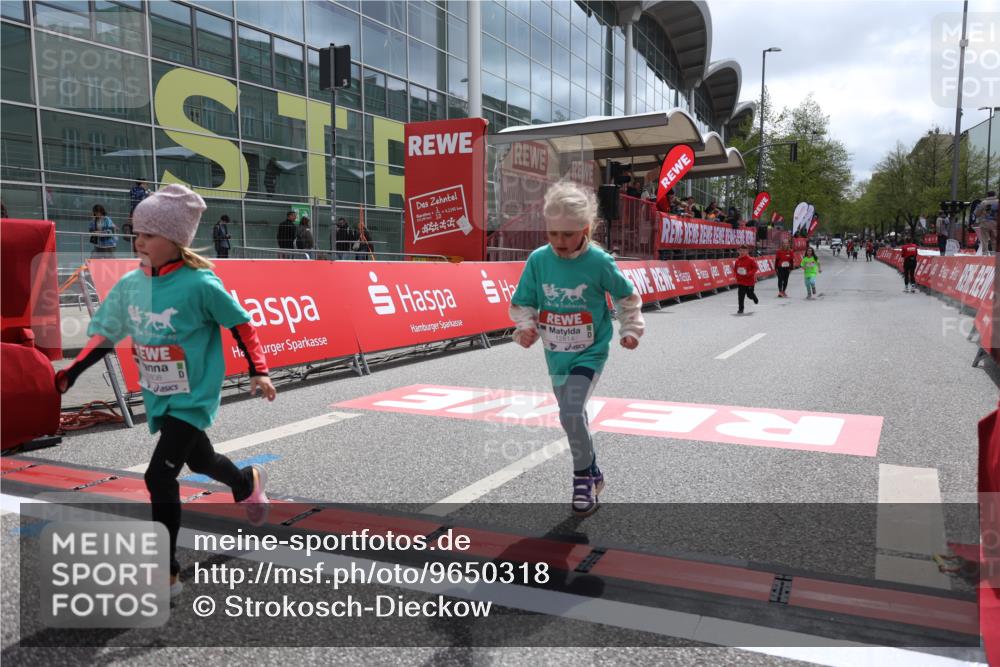 25.04.2026 - Das Zehntel Strokosch-Dieckow http://msf.ph/oto/9650318 25.04.2026 13:14:32 Ziel 12808, 12814, 12994 meine-sportfotos.de