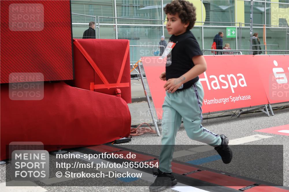 25.04.2026 - Das Zehntel Strokosch-Dieckow http://msf.ph/oto/9650554 25.04.2026 13:13:38 Ziel 11384 meine-sportfotos.de