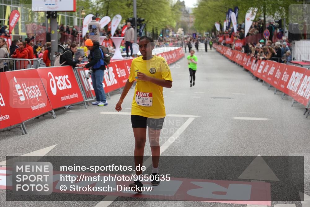 25.04.2026 - Das Zehntel Strokosch-Dieckow http://msf.ph/oto/9650635 25.04.2026 14:53:53 Ziel 15037, 15065, 15129, 15425, 15499, 15637, 15843, 15846, 15972, 16047, 16217, 16332, 16354, 16356, 16365, 16370, 16916, 17016, 17192, 17449, 17632, 17952, 17953, 18016, 18343 meine-sportfotos.de