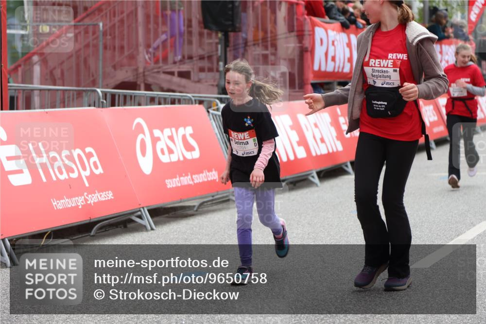 25.04.2026 - Das Zehntel Strokosch-Dieckow http://msf.ph/oto/9650758 25.04.2026 13:13:26 Ziel 11701 meine-sportfotos.de