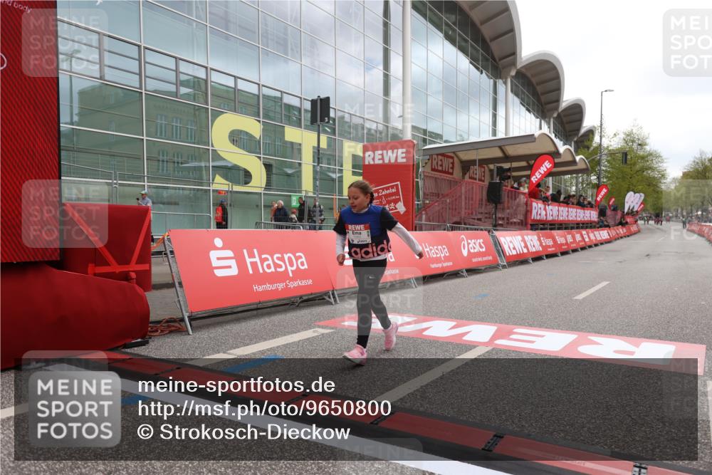 25.04.2026 - Das Zehntel Strokosch-Dieckow http://msf.ph/oto/9650800 25.04.2026 13:12:36 Ziel 10462 meine-sportfotos.de