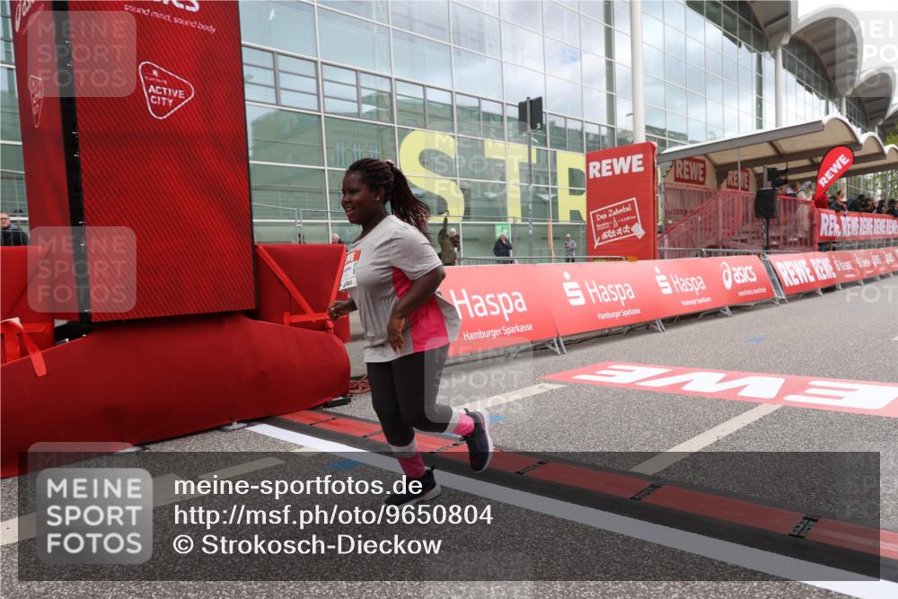 25.04.2026 - Das Zehntel Strokosch-Dieckow http://msf.ph/oto/9650804 25.04.2026 13:12:28 Ziel 10299, 11364, 12536 meine-sportfotos.de