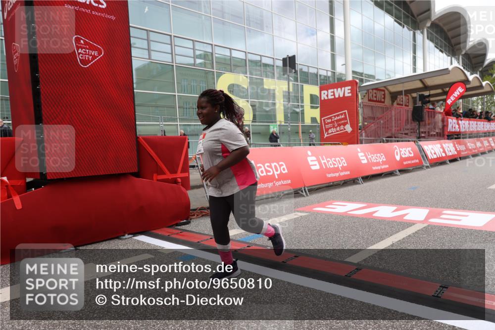 25.04.2026 - Das Zehntel Strokosch-Dieckow http://msf.ph/oto/9650810 25.04.2026 13:12:27 Ziel 10299, 11364, 12536 meine-sportfotos.de