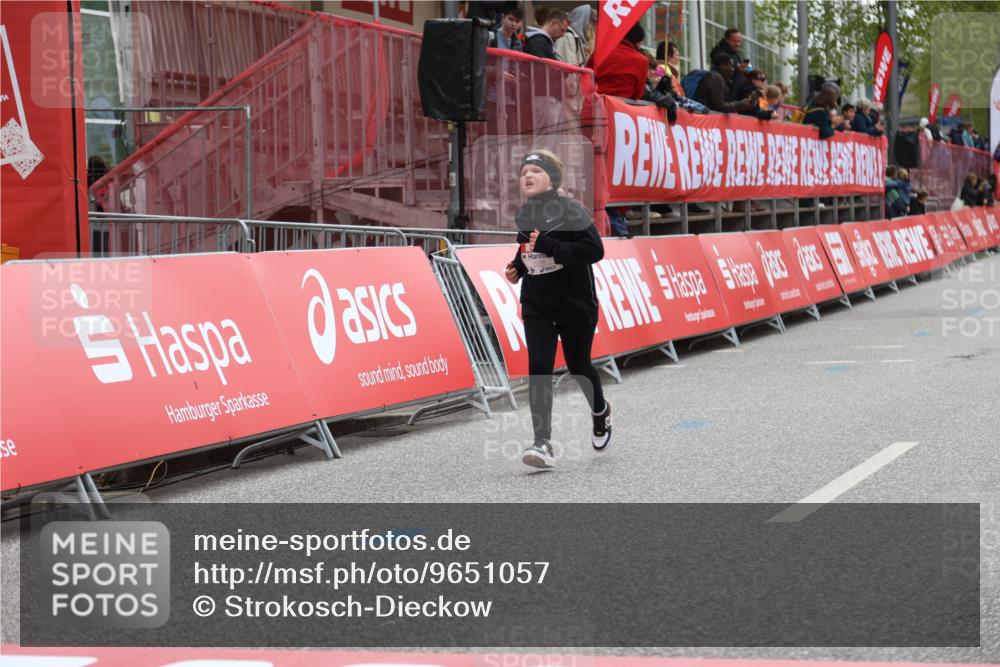 25.04.2026 - Das Zehntel Strokosch-Dieckow http://msf.ph/oto/9651057 25.04.2026 13:11:58 Ziel 11142, 11819 meine-sportfotos.de