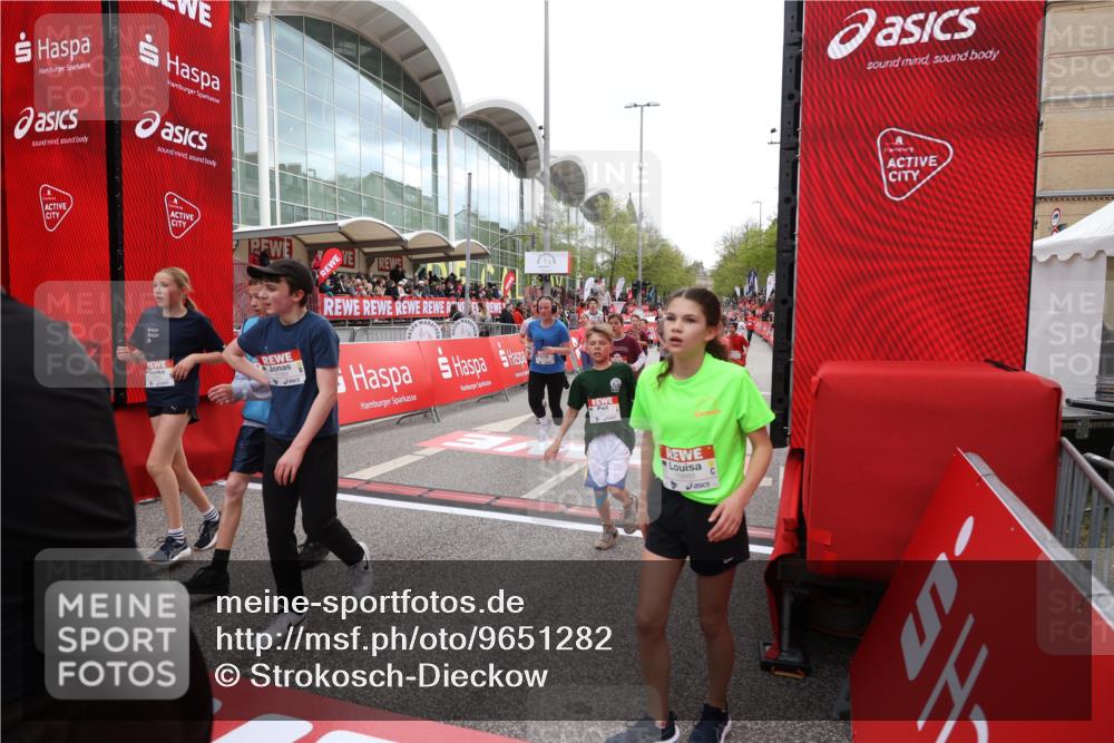 25.04.2026 - Das Zehntel Strokosch-Dieckow http://msf.ph/oto/9651282 25.04.2026 14:53:08 Ziel 15420, 15641, 15677, 16128, 16146, 16238, 16510, 16567, 16584, 16762, 16851, 16889, 16891, 16957, 17064, 17097, 17414, 17476, 17500, 17643, 17678, 17813, 17881, 17927, 18031, 18151, 18194 meine-sportfotos.de