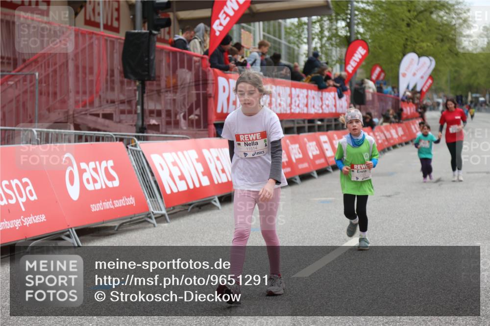 25.04.2026 - Das Zehntel Strokosch-Dieckow http://msf.ph/oto/9651291 25.04.2026 13:11:14 Ziel 11043, 11238, 12544 meine-sportfotos.de