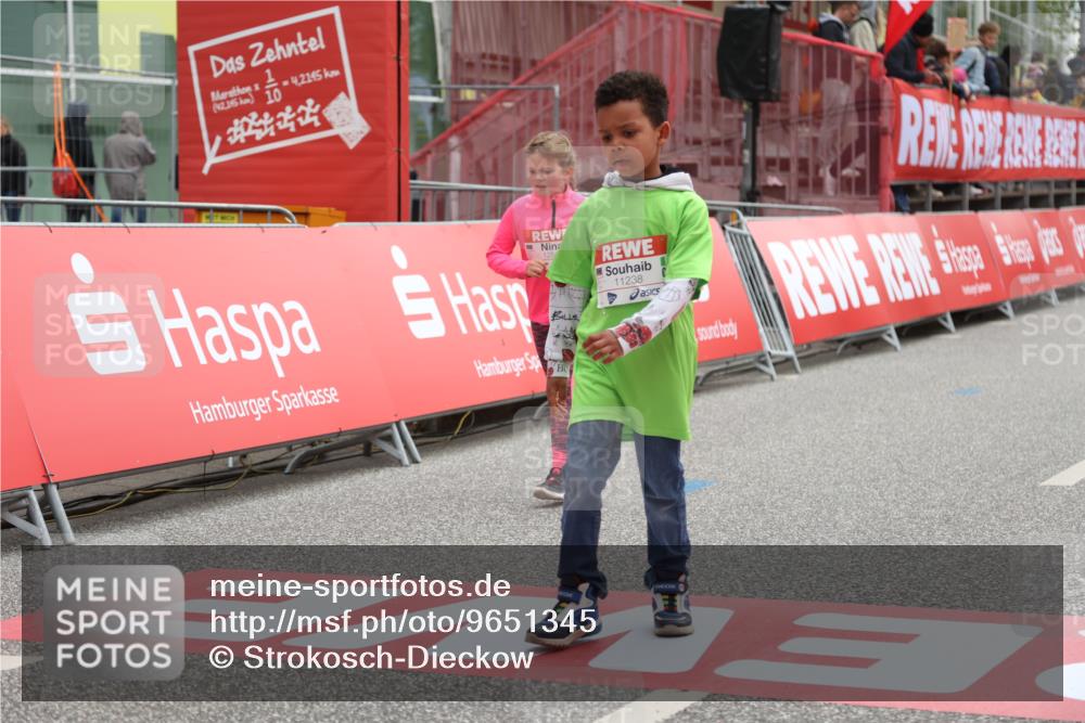 25.04.2026 - Das Zehntel Strokosch-Dieckow http://msf.ph/oto/9651345 25.04.2026 13:11:06 Ziel 10232, 11238, 11354 meine-sportfotos.de