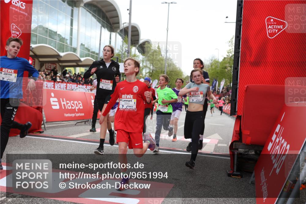 25.04.2026 - Das Zehntel Strokosch-Dieckow http://msf.ph/oto/9651994 25.04.2026 14:52:38 Ziel 15284, 15319, 15643, 15697, 15977, 16573, 16663, 16733, 16951, 17094, 17100, 17101, 17104, 17245, 17577, 17758, 17914, 18027, 18130 meine-sportfotos.de