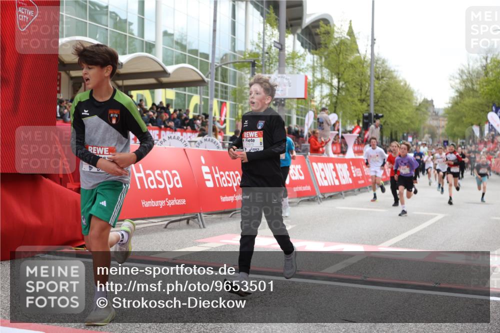 25.04.2026 - Das Zehntel Strokosch-Dieckow http://msf.ph/oto/9653501 25.04.2026 14:52:17 Ziel 15005, 15333, 15548, 15789, 15863, 15881, 15896, 17573, 17659, 17748, 17871, 17875, 18169 meine-sportfotos.de