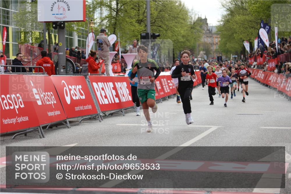 25.04.2026 - Das Zehntel Strokosch-Dieckow http://msf.ph/oto/9653533 25.04.2026 14:52:14 Ziel 15548, 15776, 15789, 15863, 15881, 15896, 15960, 16130, 16346, 16824, 16932, 17258, 17659, 17871, 17875, 18169, 18172 meine-sportfotos.de