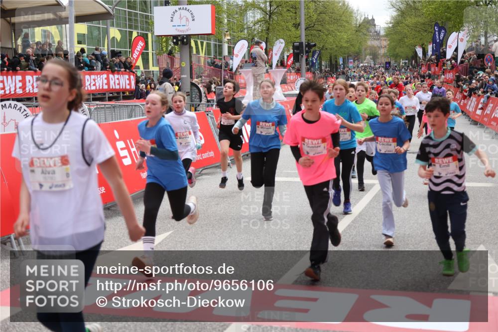 25.04.2026 - Das Zehntel Strokosch-Dieckow http://msf.ph/oto/9656106 25.04.2026 14:59:39 Ziel 15217, 15320, 15323, 15356, 15510, 15551, 15555, 15662, 16099, 16256, 16326, 16780, 16838, 16931, 16952, 16953, 17684, 17734, 18171 meine-sportfotos.de