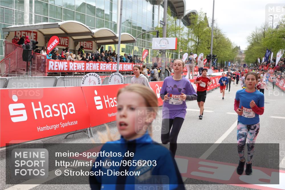 25.04.2026 - Das Zehntel Strokosch-Dieckow http://msf.ph/oto/9656203 25.04.2026 14:59:30 Ziel 15038, 15042, 15185, 15361, 15440, 15890, 15931, 16677, 16694, 16807, 16817, 17087, 17135, 17217, 17302, 17307, 17564, 17635, 17653, 17667, 17729, 17738, 17845, 18283, 18326 meine-sportfotos.de