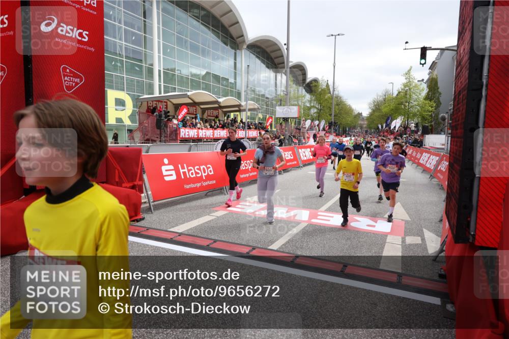 25.04.2026 - Das Zehntel Strokosch-Dieckow http://msf.ph/oto/9656272 25.04.2026 14:59:18 Ziel 15003, 15026, 15154, 15269, 15516, 15658, 15673, 16180, 16547, 16604, 16850, 16875, 16895, 16962, 17050, 17051, 17054, 17090, 17536, 17755, 17868 meine-sportfotos.de