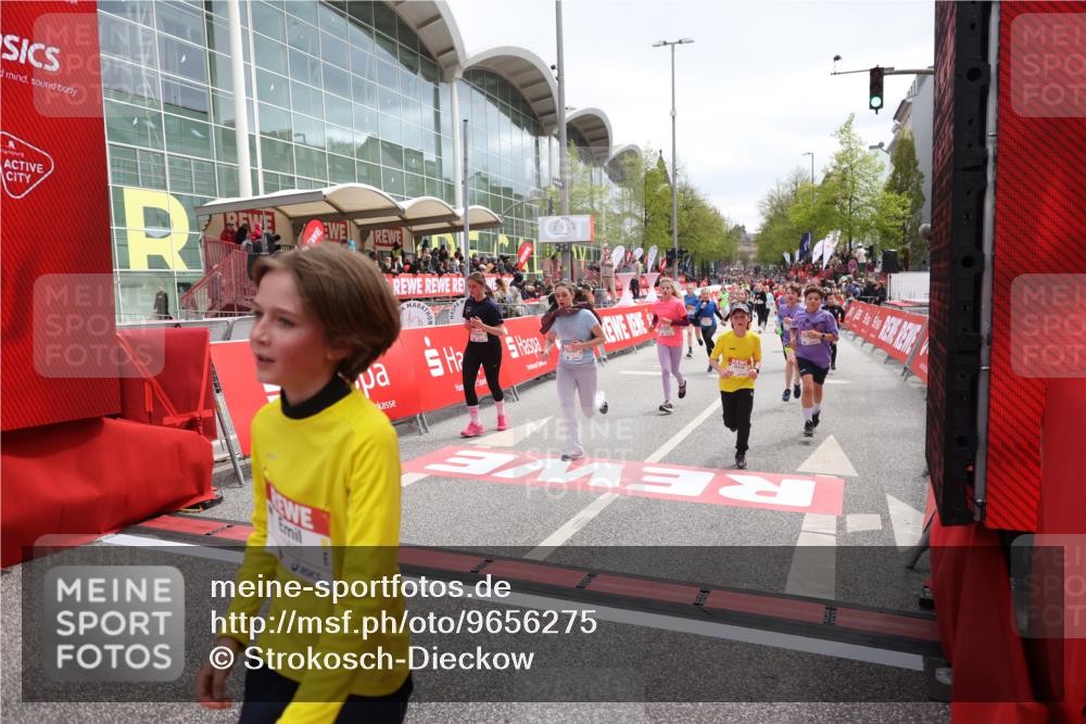 25.04.2026 - Das Zehntel Strokosch-Dieckow http://msf.ph/oto/9656275 25.04.2026 14:59:17 Ziel 15003, 15026, 15154, 15269, 15658, 15673, 16180, 16547, 16604, 16850, 16895, 16962, 17054, 17536, 17755 meine-sportfotos.de