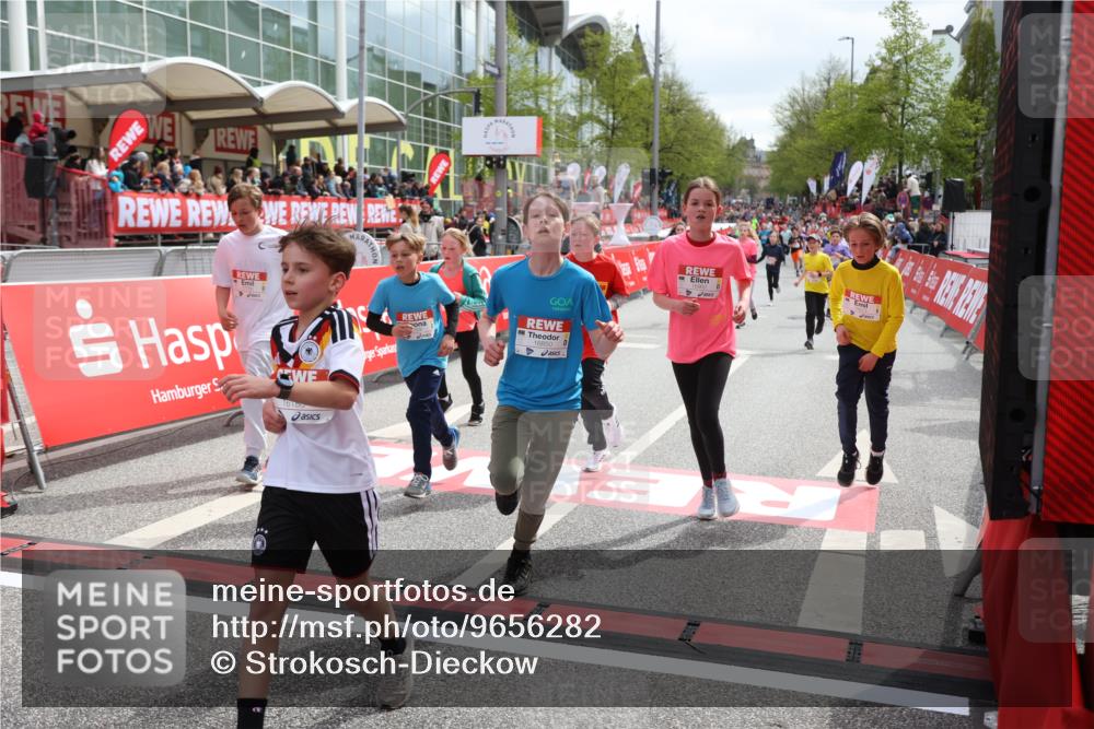 25.04.2026 - Das Zehntel Strokosch-Dieckow http://msf.ph/oto/9656282 25.04.2026 14:59:15 Ziel 15658, 15671, 15673, 16180, 16547, 16604, 16606, 16666, 16723, 16850, 16962, 17423, 17536, 17611, 17755 meine-sportfotos.de