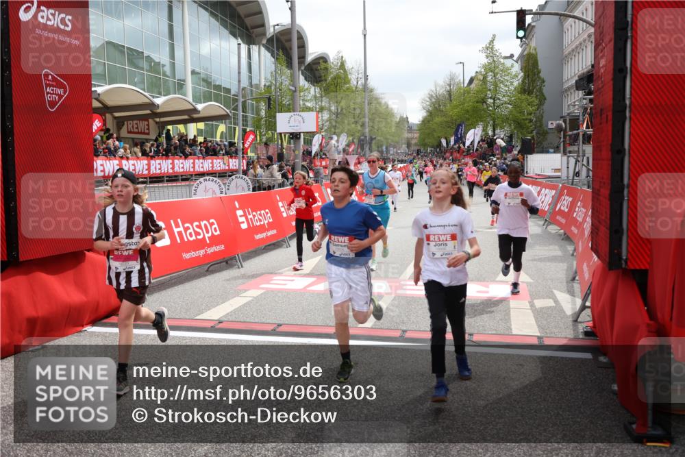 25.04.2026 - Das Zehntel Strokosch-Dieckow http://msf.ph/oto/9656303 25.04.2026 14:59:10 Ziel 15262, 15474, 15658, 15671, 16606, 16639, 16666, 16723, 17314, 17423, 17611, 17764, 17765 meine-sportfotos.de