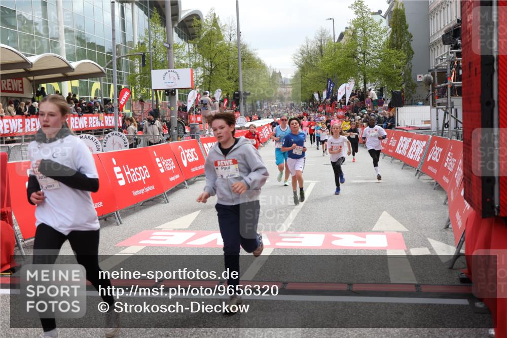 25.04.2026 - Das Zehntel Strokosch-Dieckow http://msf.ph/oto/9656320 25.04.2026 14:59:08 Ziel 15192, 15262, 15474, 15671, 15883, 15893, 16299, 16606, 16639, 16666, 16723, 17314, 17423, 17611, 17617, 17764, 17765 meine-sportfotos.de