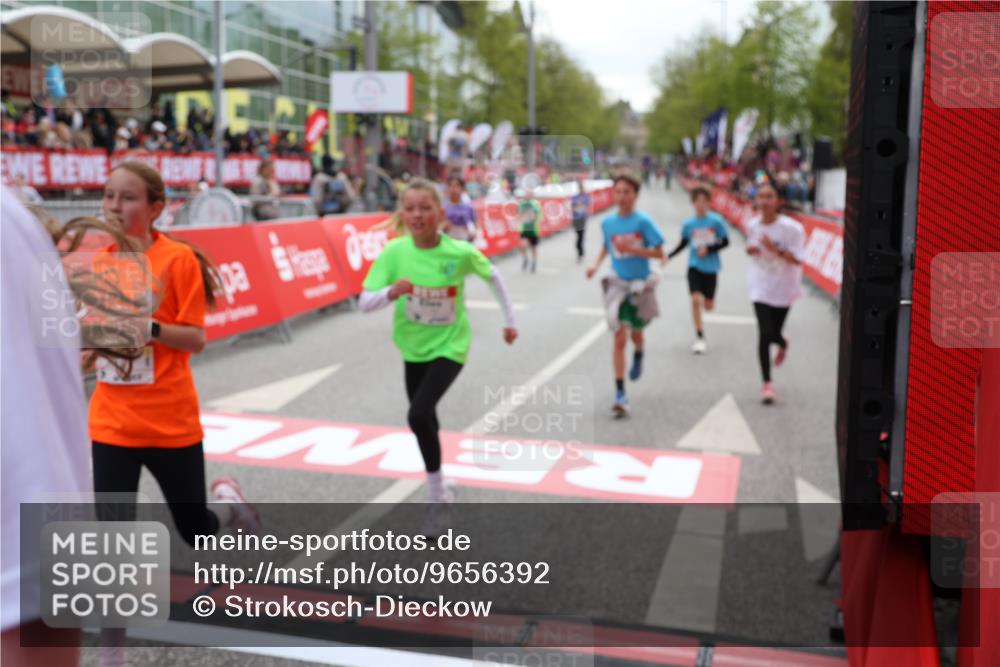 25.04.2026 - Das Zehntel Strokosch-Dieckow http://msf.ph/oto/9656392 25.04.2026 14:57:31 Ziel 15023, 15084, 15191, 15330, 15410, 15448, 15566, 15595, 15606, 15657, 15666, 15668, 15807, 16245, 16249, 16480, 16546, 16554, 16671, 16725, 16914, 17032, 17209, 17349, 17859, 17991 meine-sportfotos.de