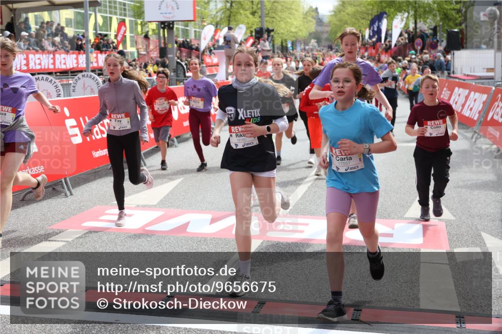 25.04.2026 - Das Zehntel Strokosch-Dieckow http://msf.ph/oto/9656675 25.04.2026 14:56:29 Ziel 15066, 15072, 15073, 15075, 15125, 15589, 15604, 15638, 15679, 15688, 16014, 16036, 16041, 16043, 16458, 16872, 17338, 17453, 17512, 17533, 17557, 17583, 17640, 17670, 17750, 18160, 18173 meine-sportfotos.de