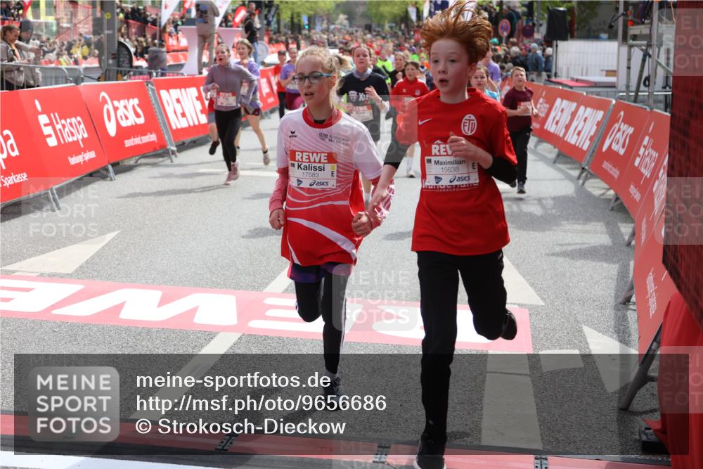 25.04.2026 - Das Zehntel Strokosch-Dieckow http://msf.ph/oto/9656686 25.04.2026 14:56:27 Ziel 15066, 15072, 15075, 15112, 15589, 15604, 15638, 15679, 15688, 16458, 17041, 17093, 17338, 17453, 17512, 17533, 17557, 17583, 17640, 17750, 17841, 18100, 18160, 18173 meine-sportfotos.de