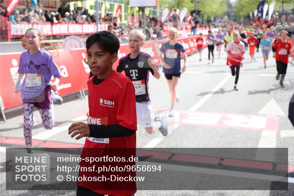 25.04.2026 - Das Zehntel Strokosch-Dieckow http://msf.ph/oto/9656694 25.04.2026 14:56:26 Ziel 15066, 15077, 15112, 15196, 15589, 15604, 15638, 15679, 15688, 15696, 15847, 15848, 16283, 16458, 17041, 17044, 17093, 17330, 17512, 17533, 17583, 17640, 17750, 17841, 18100, 18173 meine-sportfotos.de