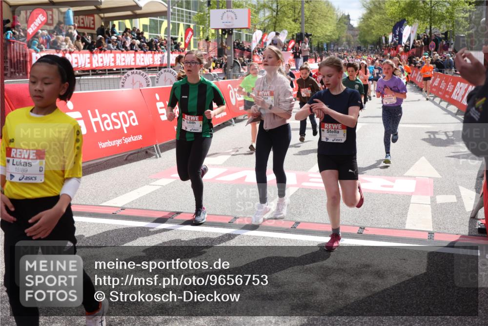 25.04.2026 - Das Zehntel Strokosch-Dieckow http://msf.ph/oto/9656753 25.04.2026 14:56:14 Ziel 15025, 15050, 15189, 15209, 15468, 15620, 15654, 15746, 15825, 16053, 16842, 16845, 16885, 17228, 17381, 17549, 18094, 18329 meine-sportfotos.de