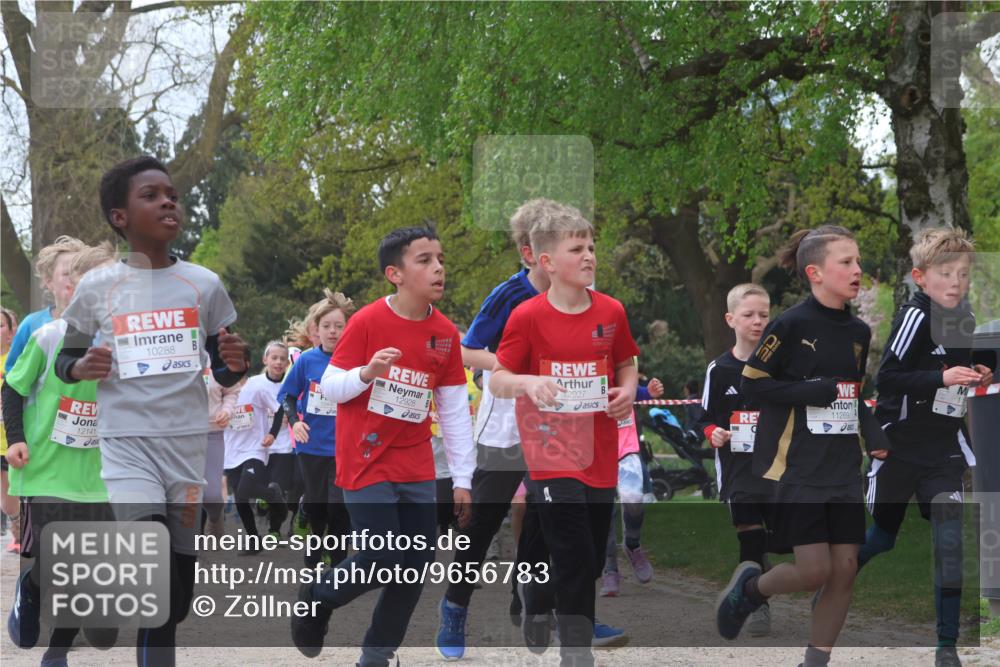 25.04.2026 - Das Zehntel Zöllner http://msf.ph/oto/9656783 25.04.2026 11:42:15 Laufen 12141, 10288, 12928, 8, 2927, 11269 meine-sportfotos.de