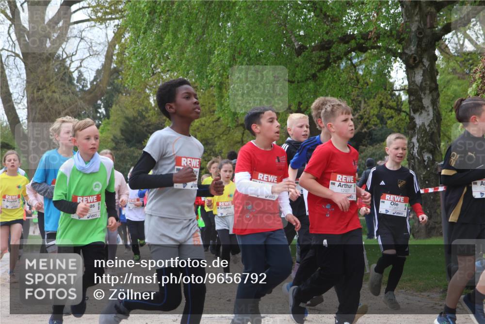 25.04.2026 - Das Zehntel Zöllner http://msf.ph/oto/9656792 25.04.2026 11:42:16 Laufen 12927, 11267 meine-sportfotos.de