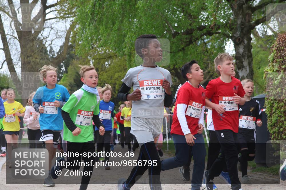 25.04.2026 - Das Zehntel Zöllner http://msf.ph/oto/9656795 25.04.2026 11:42:16 Laufen 11347, 12141, 10288, 12928, 12927, 11267 meine-sportfotos.de