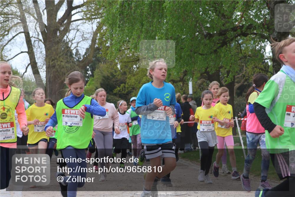 25.04.2026 - Das Zehntel Zöllner http://msf.ph/oto/9656810 25.04.2026 11:42:17 Laufen 1949, 2018, 12051, 11347, 12289 meine-sportfotos.de