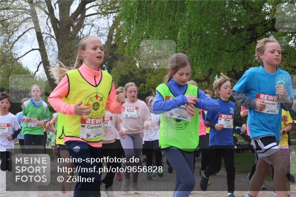 25.04.2026 - Das Zehntel Zöllner http://msf.ph/oto/9656828 25.04.2026 11:42:17 Laufen 1892, 10, 1949, 12018, 10011, 12051, 10490, 347 meine-sportfotos.de