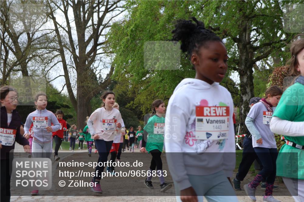 25.04.2026 - Das Zehntel Zöllner http://msf.ph/oto/9656833 25.04.2026 07:47:27 Laufen 1095, 3769, 3734, 1443 meine-sportfotos.de