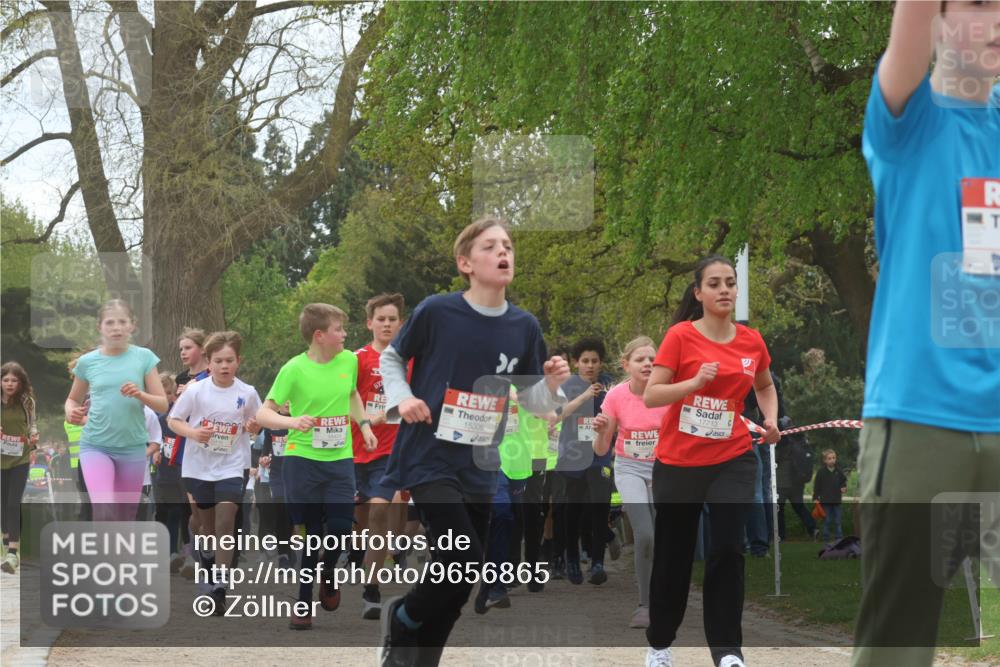 25.04.2026 - Das Zehntel Zöllner http://msf.ph/oto/9656865 25.04.2026 13:44:42 Laufen 15306, 17713 meine-sportfotos.de