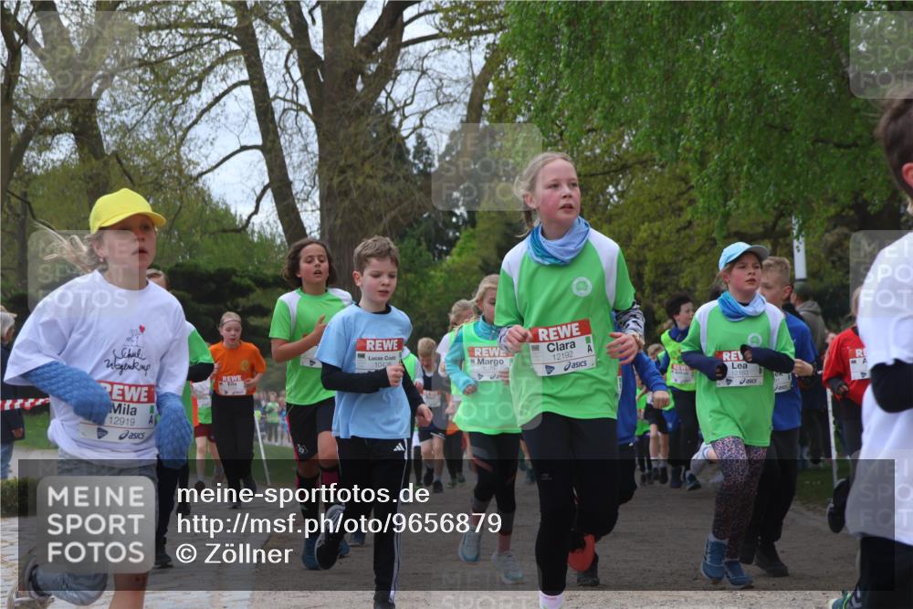 25.04.2026 - Das Zehntel Zöllner http://msf.ph/oto/9656879 25.04.2026 11:42:19 Laufen 12919, 128, 10426, 10797, 12192, 12163 meine-sportfotos.de