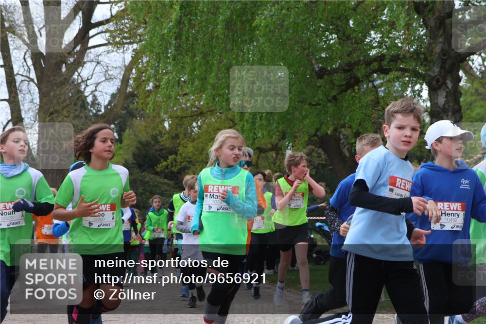 25.04.2026 - Das Zehntel Zöllner http://msf.ph/oto/9656921 25.04.2026 11:42:20 Laufen 12203, 00, 12200, 10797, 10482 meine-sportfotos.de