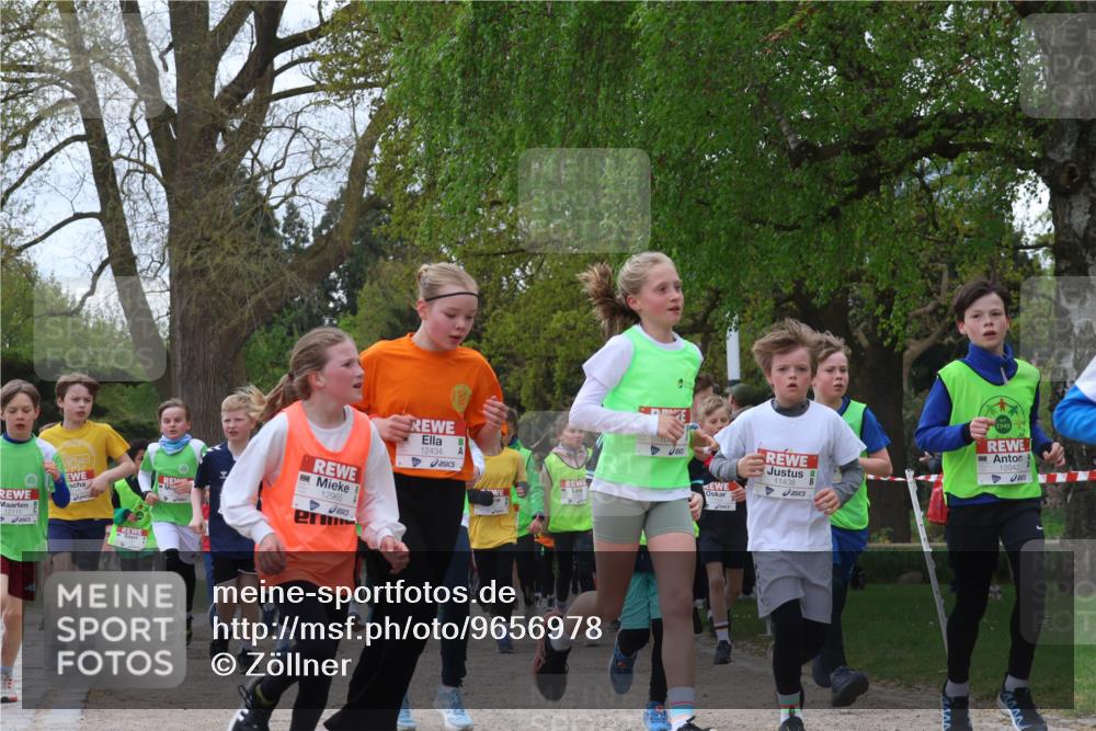 25.04.2026 - Das Zehntel Zöllner http://msf.ph/oto/9656978 25.04.2026 11:42:22 Laufen 12115, 12965, 12434, 11438, 1949, 12042, 805 meine-sportfotos.de