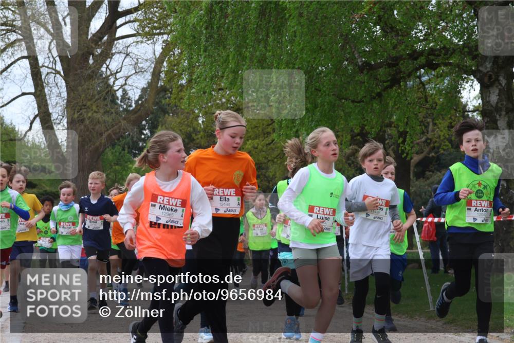 25.04.2026 - Das Zehntel Zöllner http://msf.ph/oto/9656984 25.04.2026 11:42:22 Laufen 12965, 12434, 47, 11438, 1949, 12042 meine-sportfotos.de